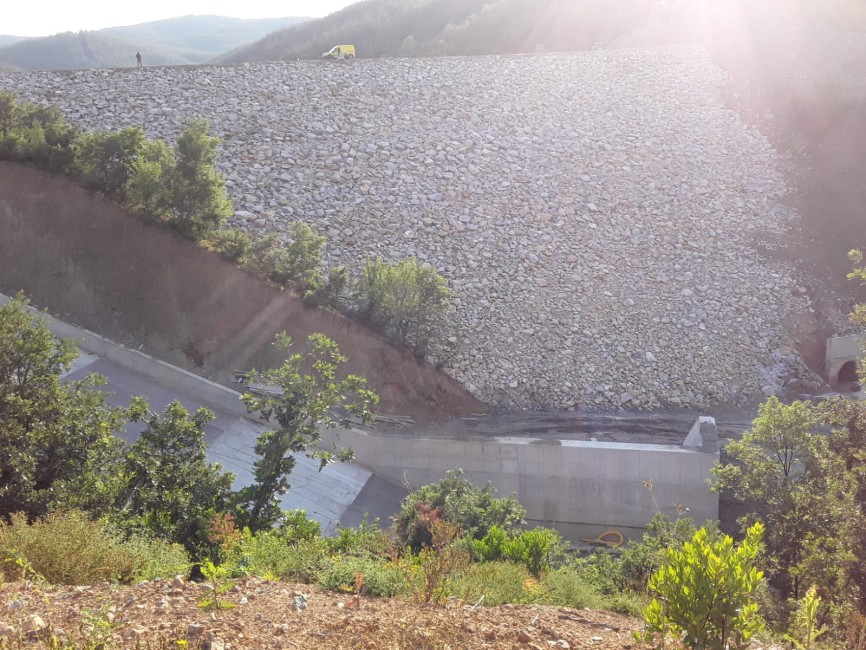 Orhaneli Karıncalı Göleti Dolusavak Ve Gövde İnşaatı