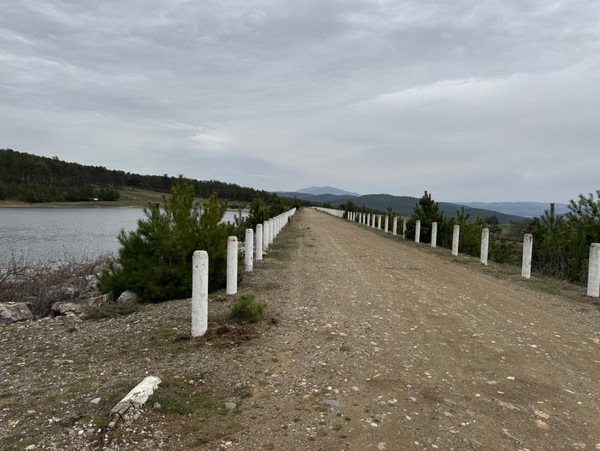 Orhaneli Karıncalı Göleti Dolusavak Ve Gövde İnşaatı