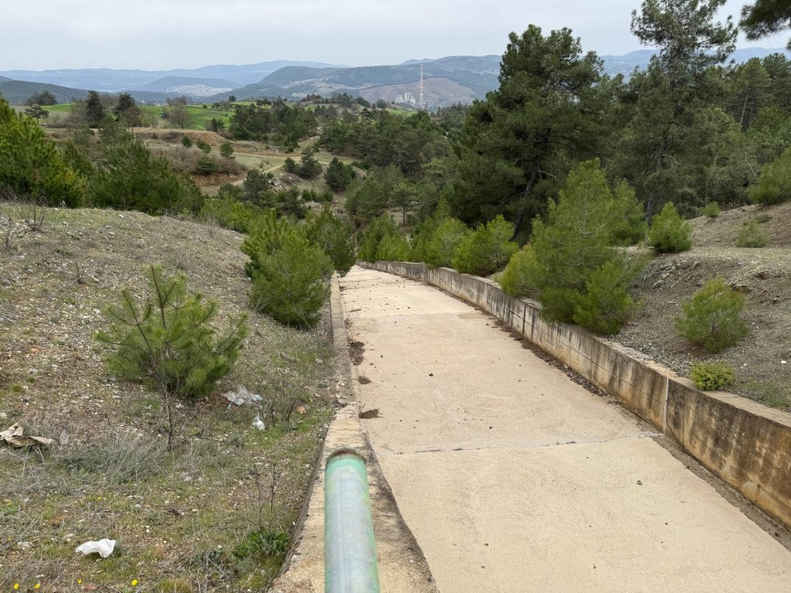 Orhaneli Karıncalı Göleti Dolusavak Ve Gövde İnşaatı