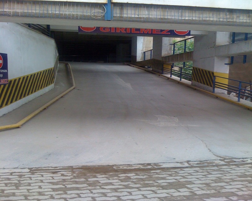 Afyon Sandıklı Belediyesi Çarşılı Hamam Alışveriş Merkezi Ve Çok Katlı Otoparkı