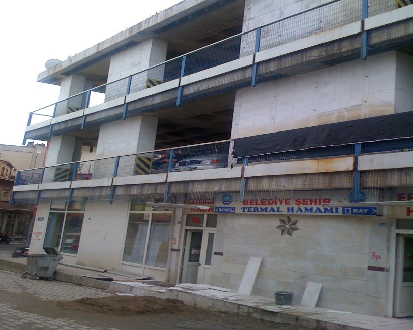 Afyon Sandıklı Belediyesi Çarşılı Hamam Alışveriş Merkezi Ve Çok Katlı Otoparkı