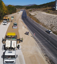 Director General of Highways, Mr. İsmail Kartal, and Director General of Forestry, Mr. İsmail Üzmez, visited our construction site for an inspection.
