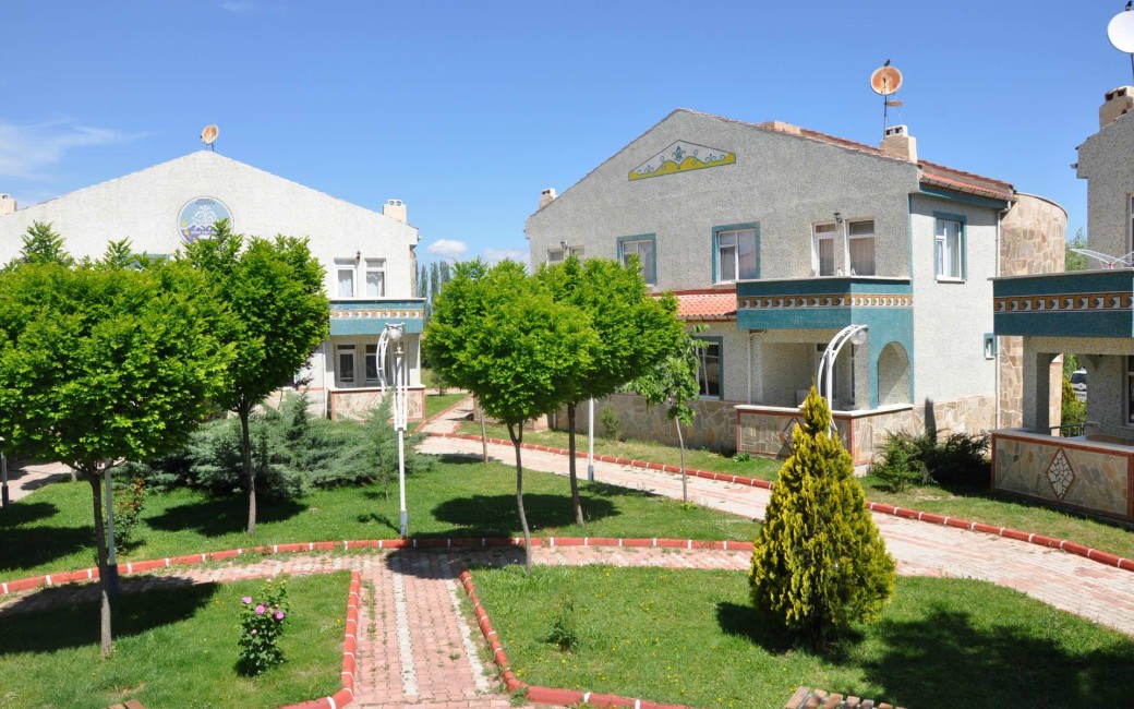 Hudai Thermal Spas 128 Apartments