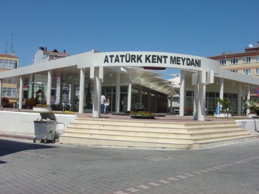 Bursa Karacabey Atatürk City Square and Karacabey Municipality Multi-Storey Car Park